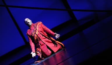 “Going Under” in Europe