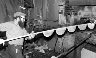 The Soviet Jews Who Risked Persecution for the Sake of Matzah