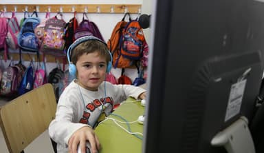 New Technology Alone Won’t Save Jewish Education