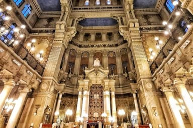 How Jews Solved the “Design Problem” of Gesturing to the Prohibited Name of God Without Actually Writing It